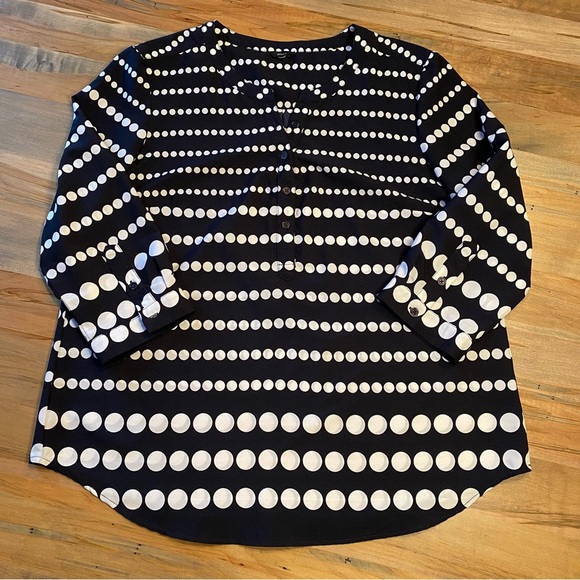 Milano XL Women’s Blouse Black w/ White Polka Dots 3/4 Sleeves 1/4 button Top - Picture 3 of 11
